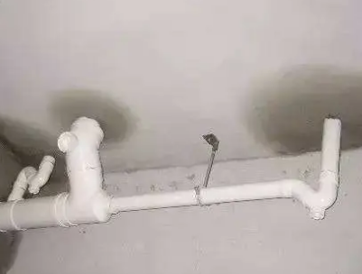 镇宁卫生间测漏水的几种情景